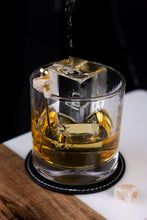 Load image into Gallery viewer, La Rochere Gift Box 4 Bee Whisky Glasses
